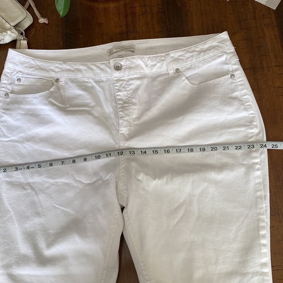 Cato Women’s Plus White Denim Pants - Picture 13 of 15